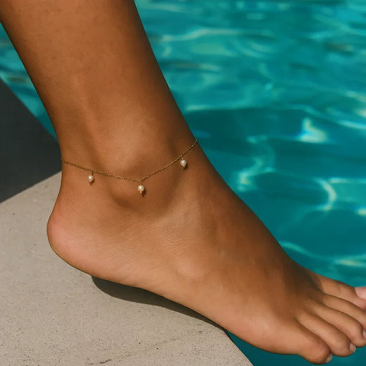 Wunderschönes weisses Perlen Arm- / Fusskettchen - JK Jewelry & Accessories