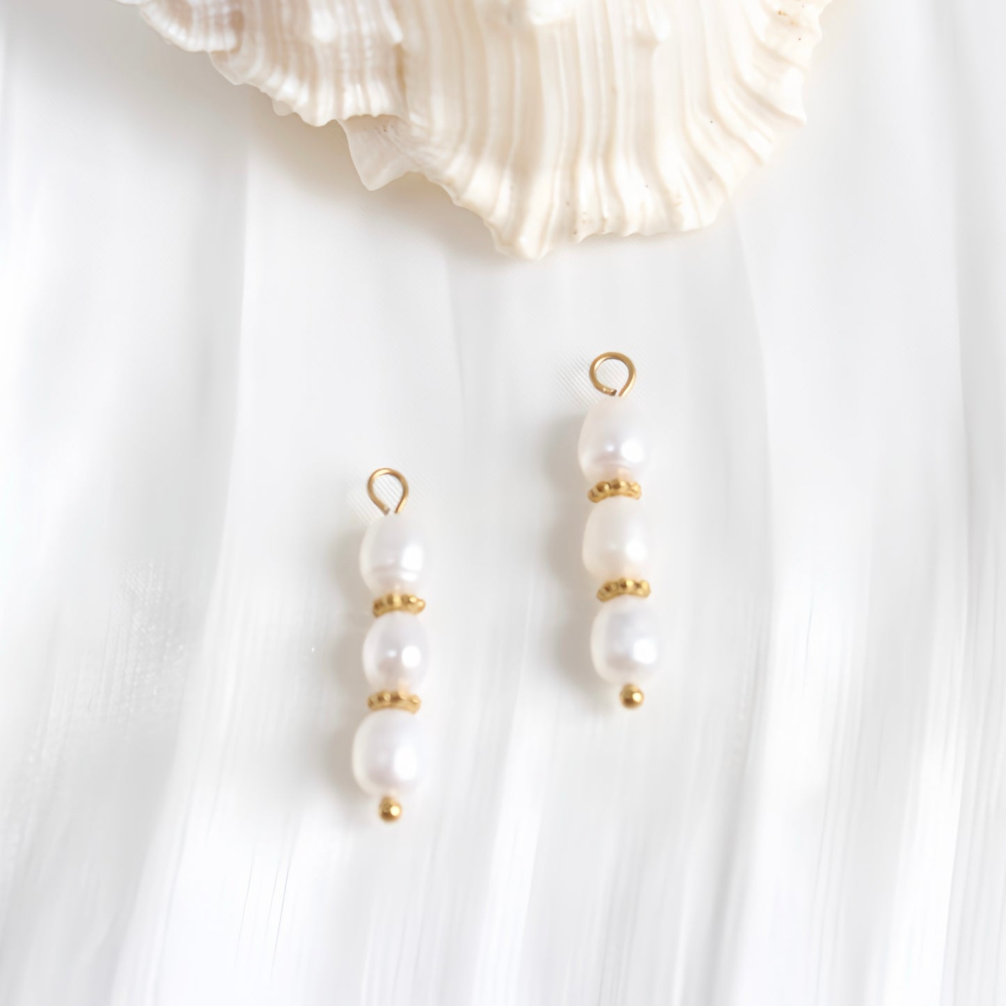 Olivia|Klassische Creolen mit Perle