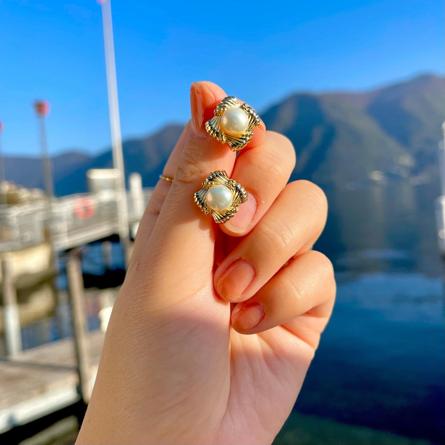 Lilah|Gedrehtes Quadrat mit Perlen - JK Jewelry & Accessories