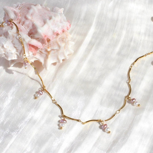 Maisy | Fliederweisse Mini-Perlen & filigrane Gliederkette - JK Jewelry & Accessories