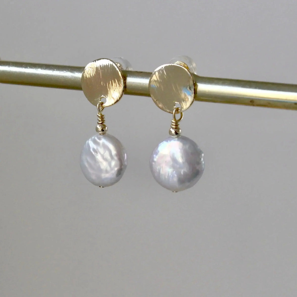 Hängende Barockperlen-Knöpfe - JK Jewelry & Accessories
