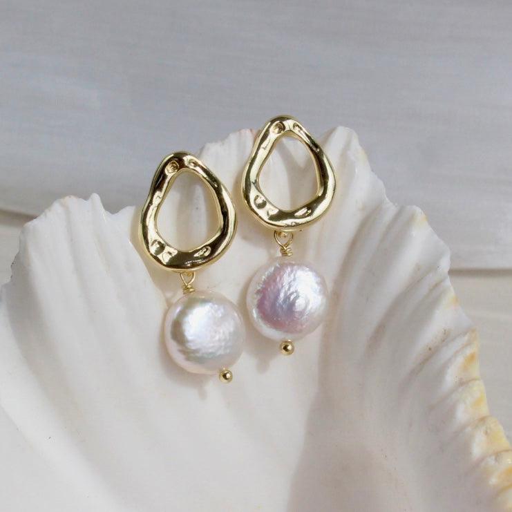 Kaitlyn|Abstrakte Goldringe mit Knopfperlen - JK Jewelry & Accessories