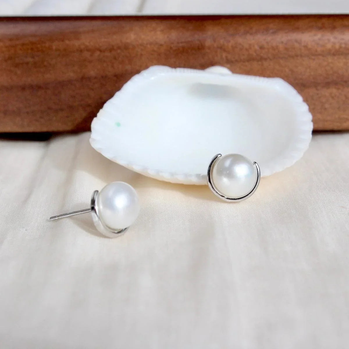 Kamila|Perle in Halbring - JK Jewelry & Accessories