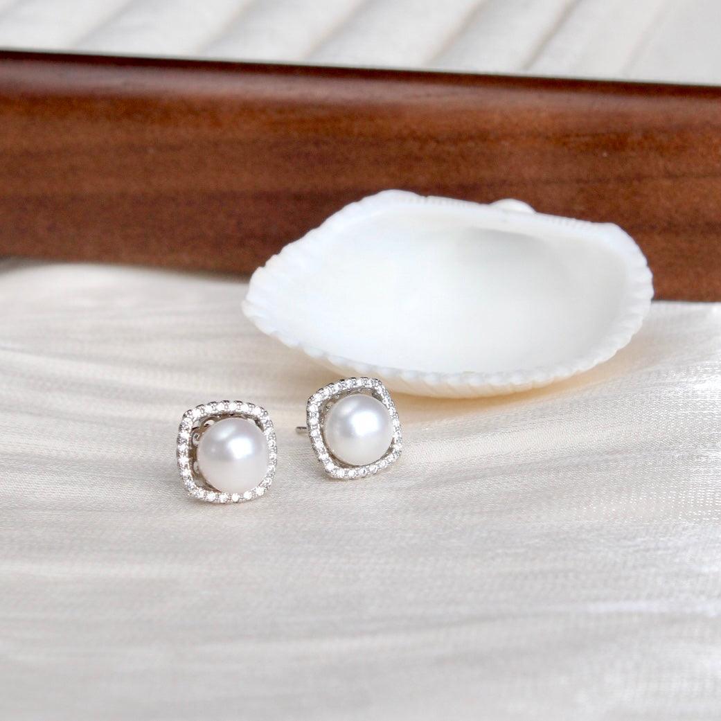 Josie|Zirkonia Quadrat mit Perle - JK Jewelry & Accessories