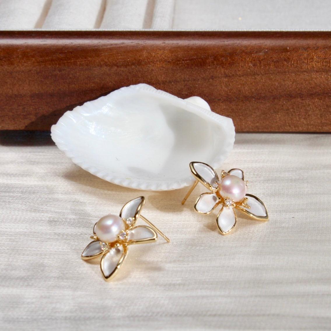 Brielle|Wunderschöne Blume & Perlen - JK Jewelry & Accessories