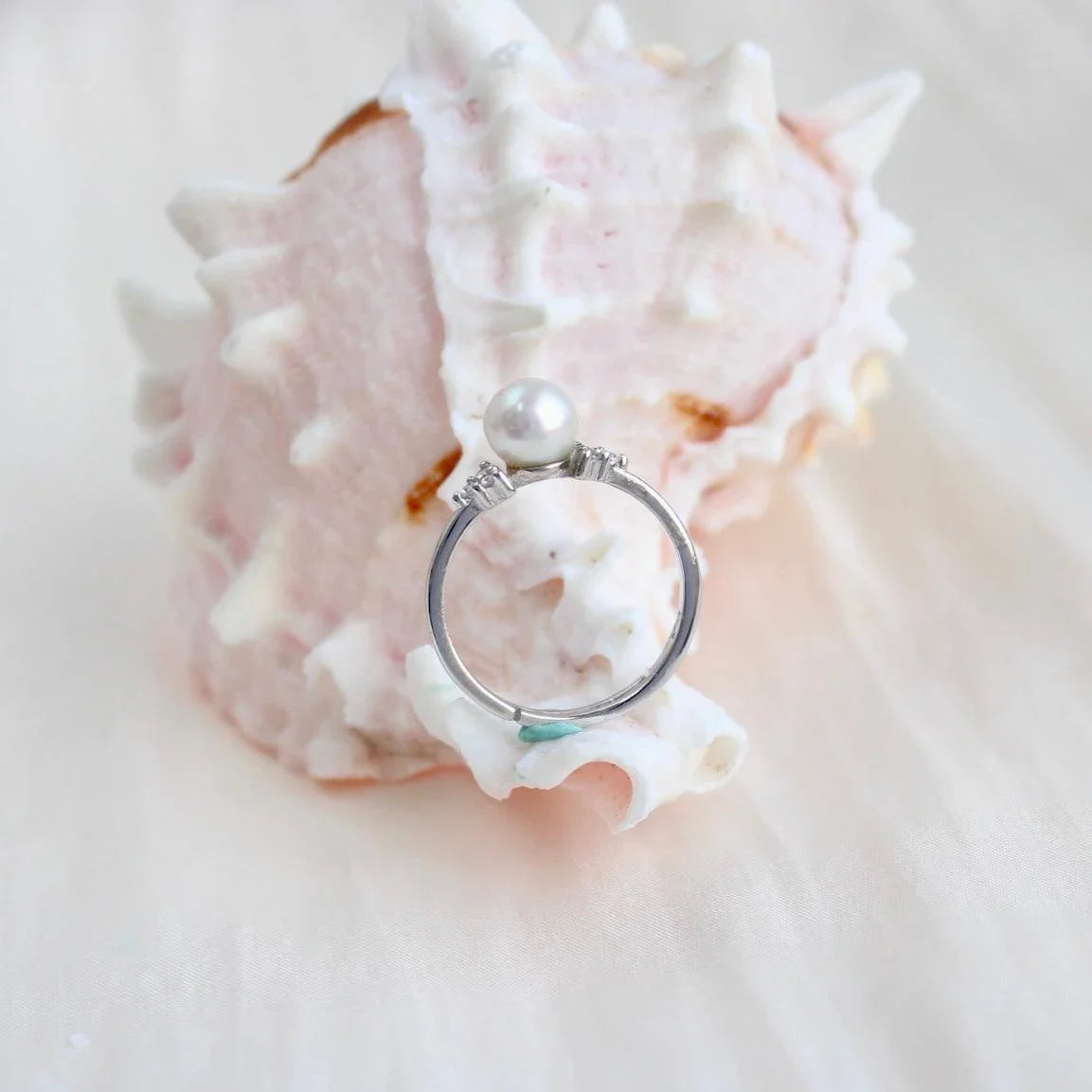 Lainey|Perle mit zarten Zirkonsteinen - JK Jewelry & Accessories