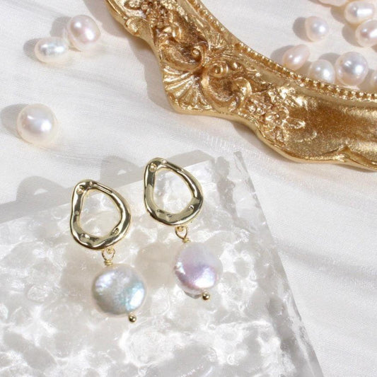 Kaitlyn|Abstrakte Goldringe mit Knopfperlen - JK Jewelry & Accessories