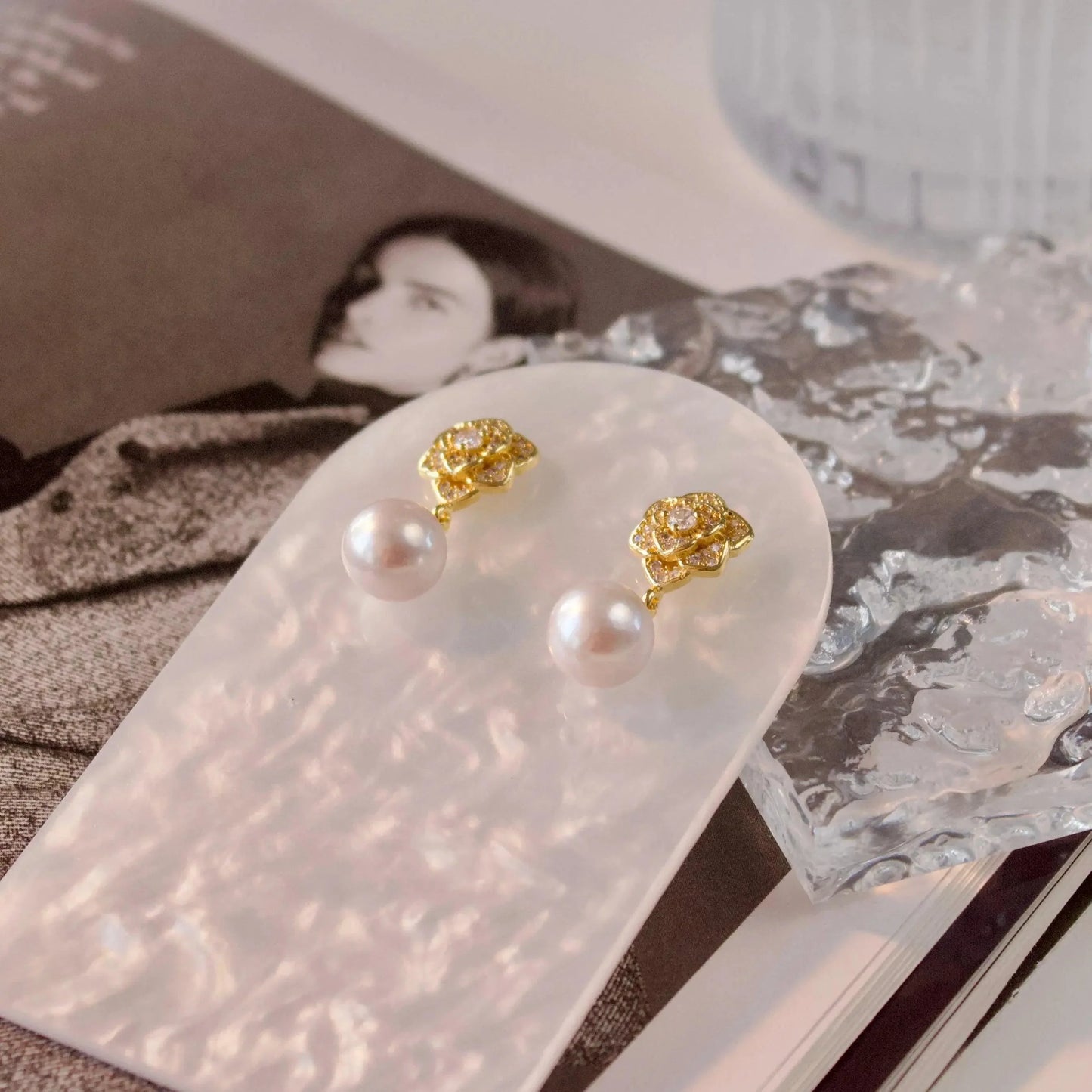 Alaia|Rosen & Perlen - JK Jewelry & Accessories