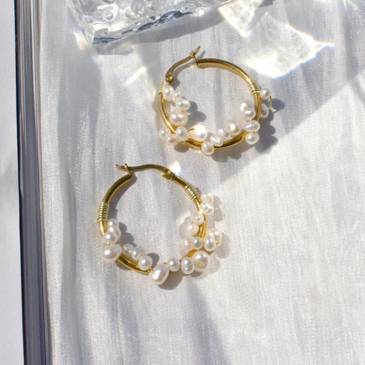 Creolen mit Perlenkranz - JK Jewelry & Accessories