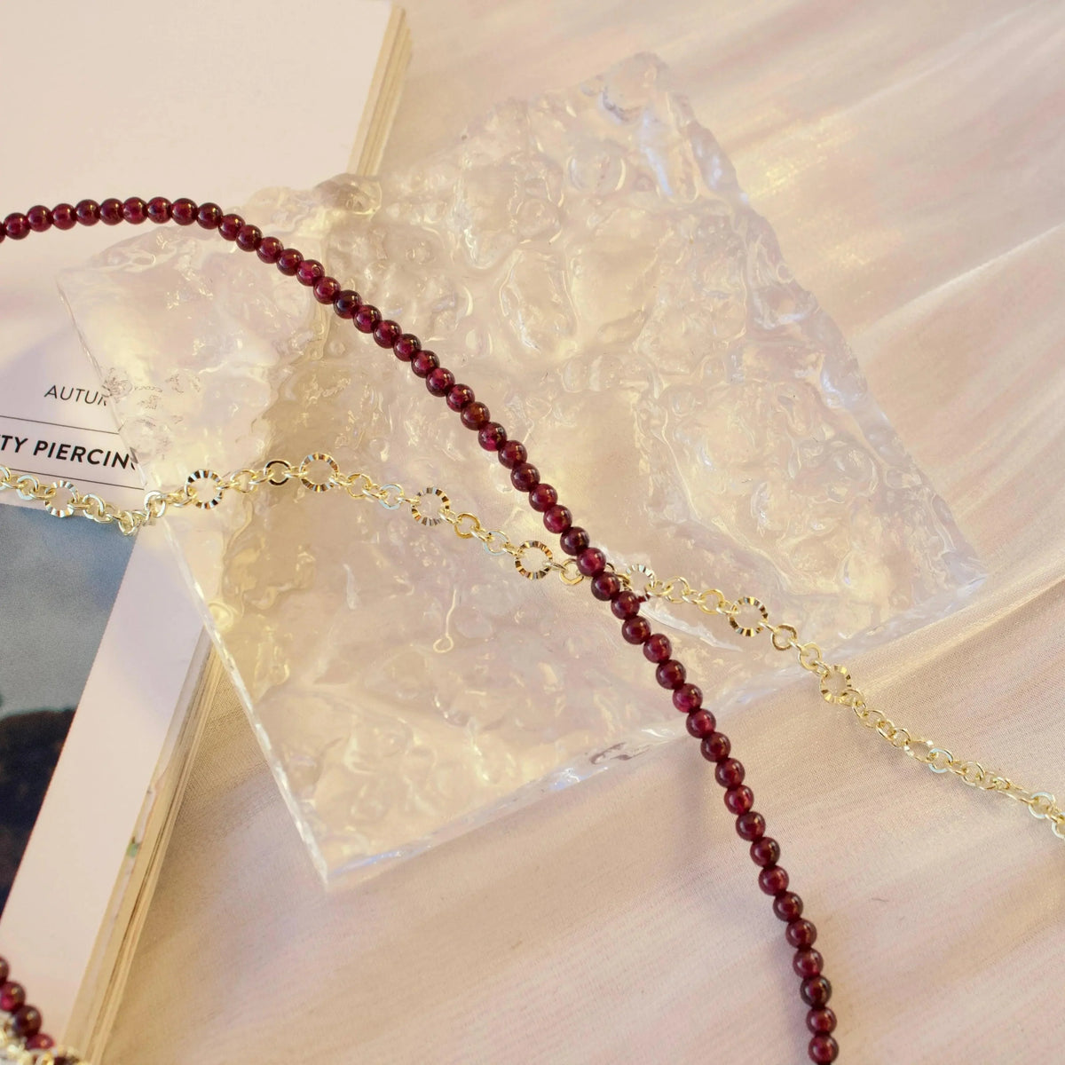 Doppelkette mit weinrotem Granat - JK Jewelry & Accessories