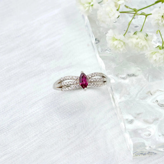 Drei-Band-Ring mit Granatstein - JK Jewelry & Accessories