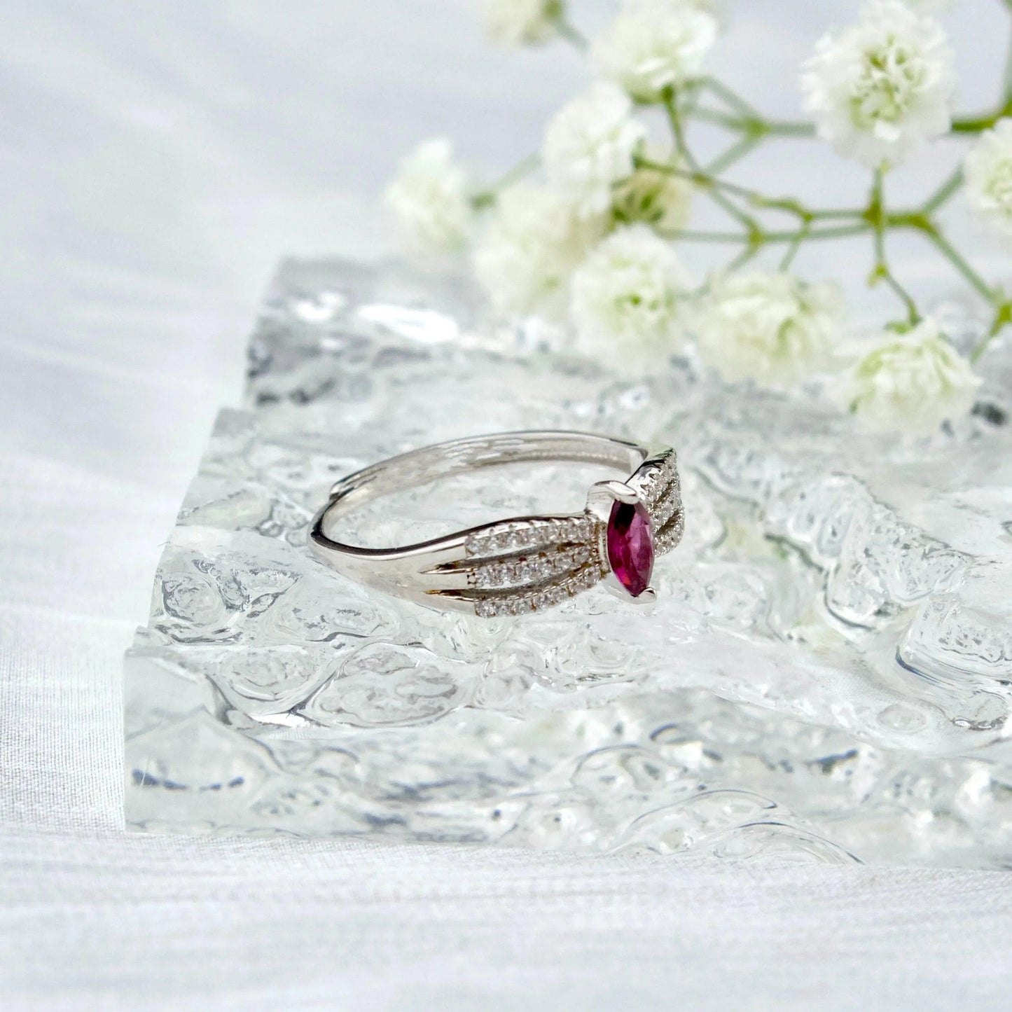 Drei-Band-Ring mit Granatstein - JK Jewelry & Accessories