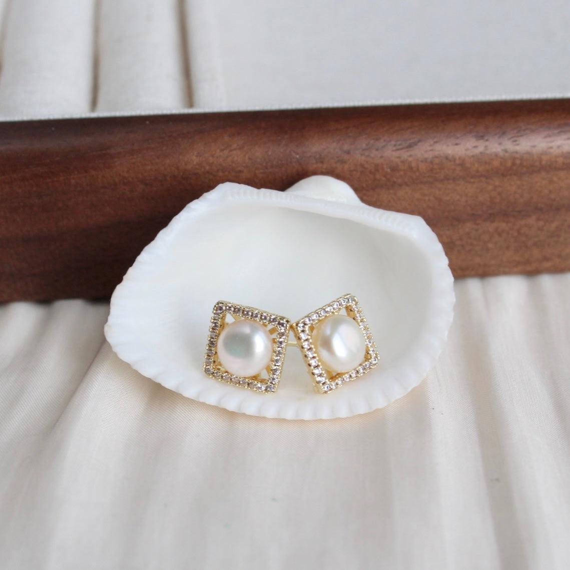 Eliza|Zirkonia Quadrat mit Perle - JK Jewelry & Accessories