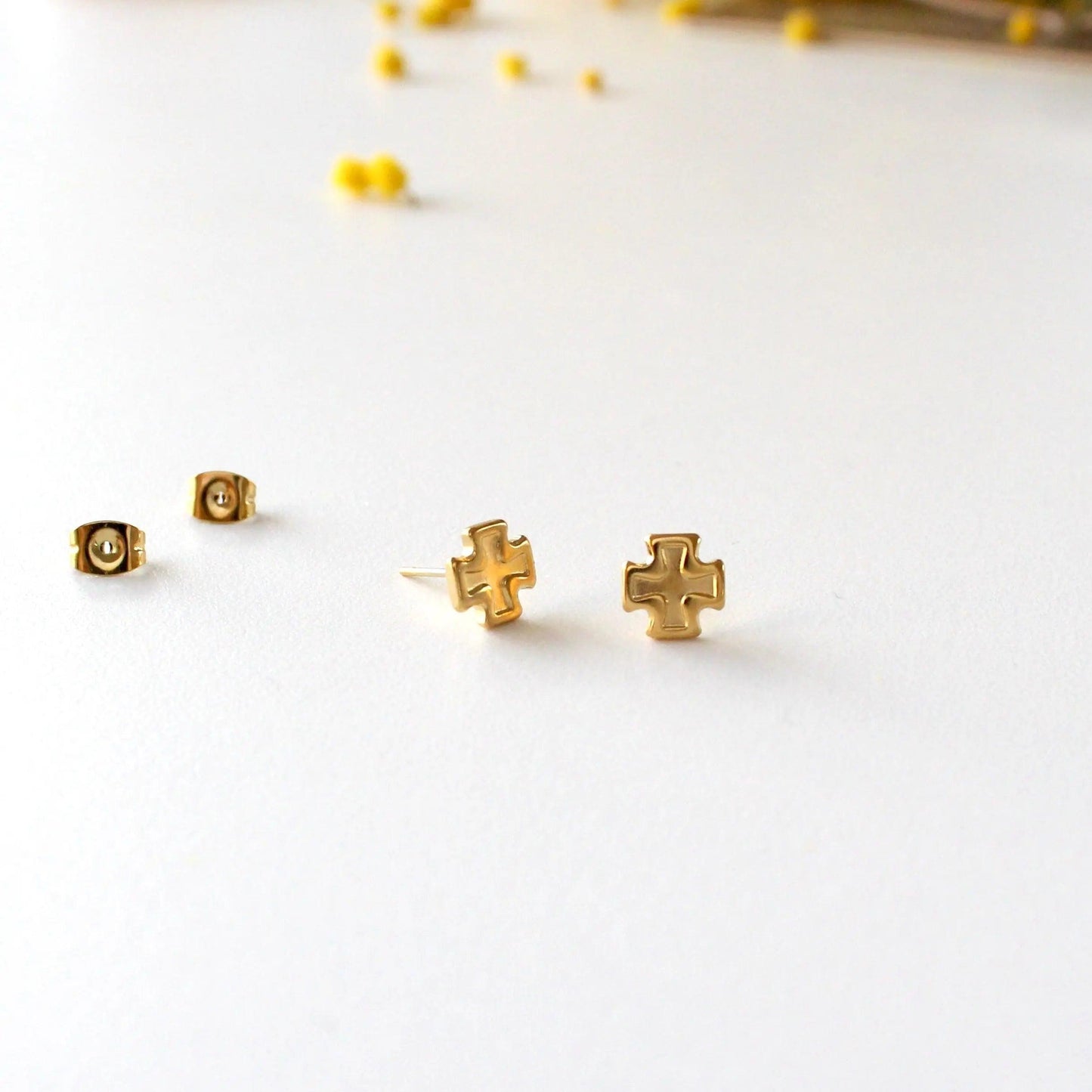 Janelle|Klassische Kreuz - JK Jewelry & Accessories