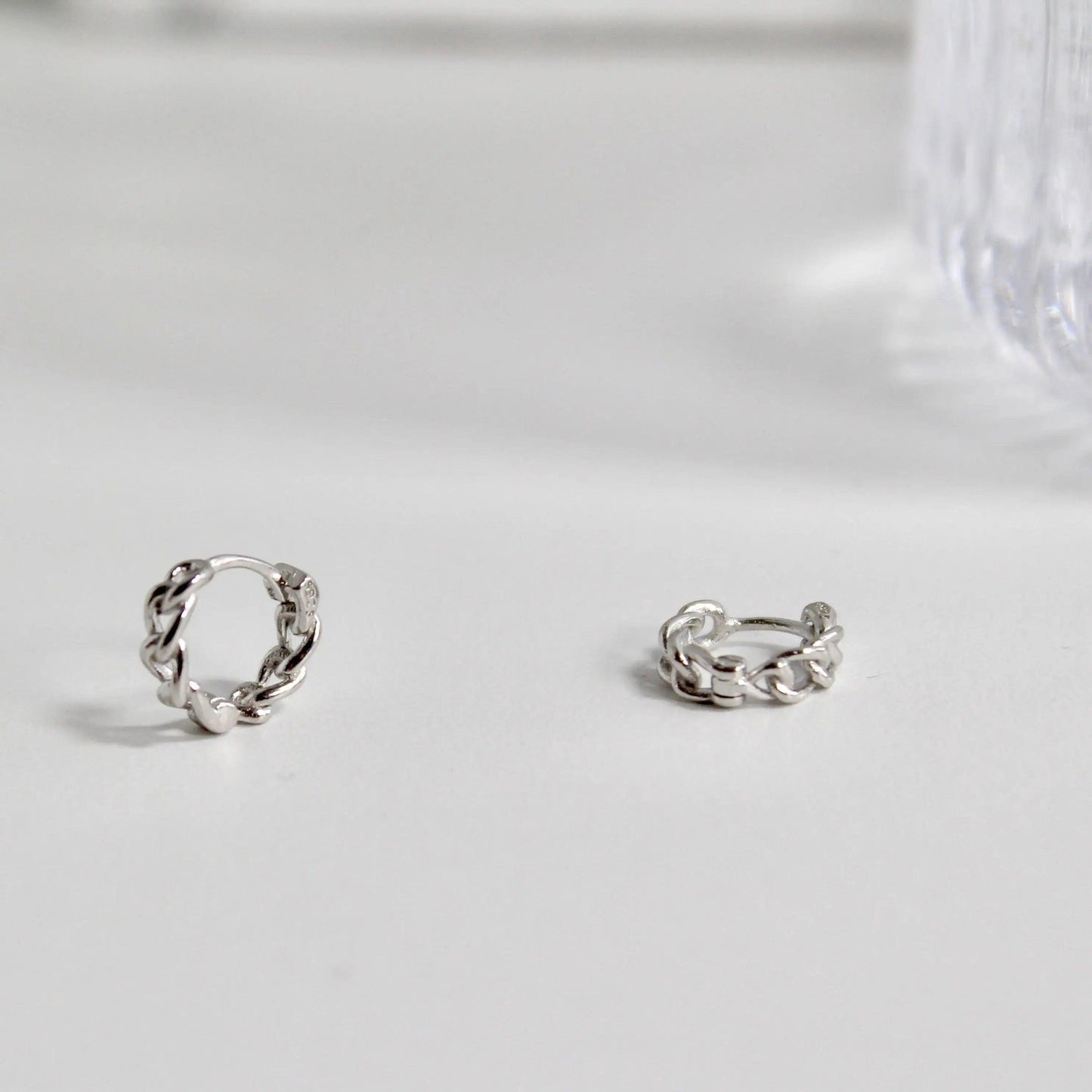 Kleine Panzerkette Creolen - JK Jewelry & Accessories