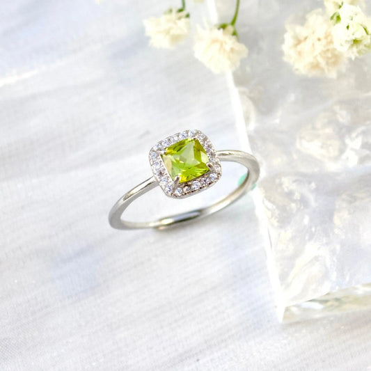 Kubischer Peridot - JK Jewelry & Accessories