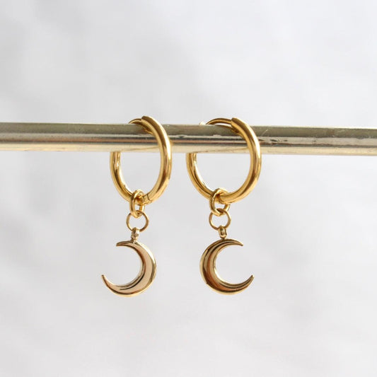 Olivia|Klassische Creolen mit Mond - JK Jewelry & Accessories