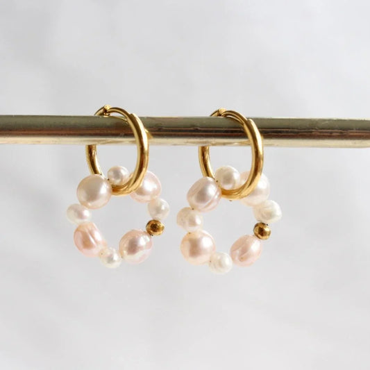 Olivia|Klassische Creolen mit Perlenkranz - JK Jewelry & Accessories