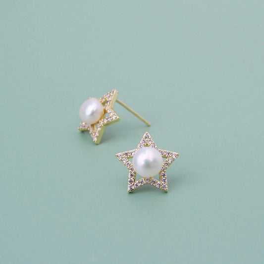 Zirkonia Stern mit Perle - JK Jewelry & Accessories