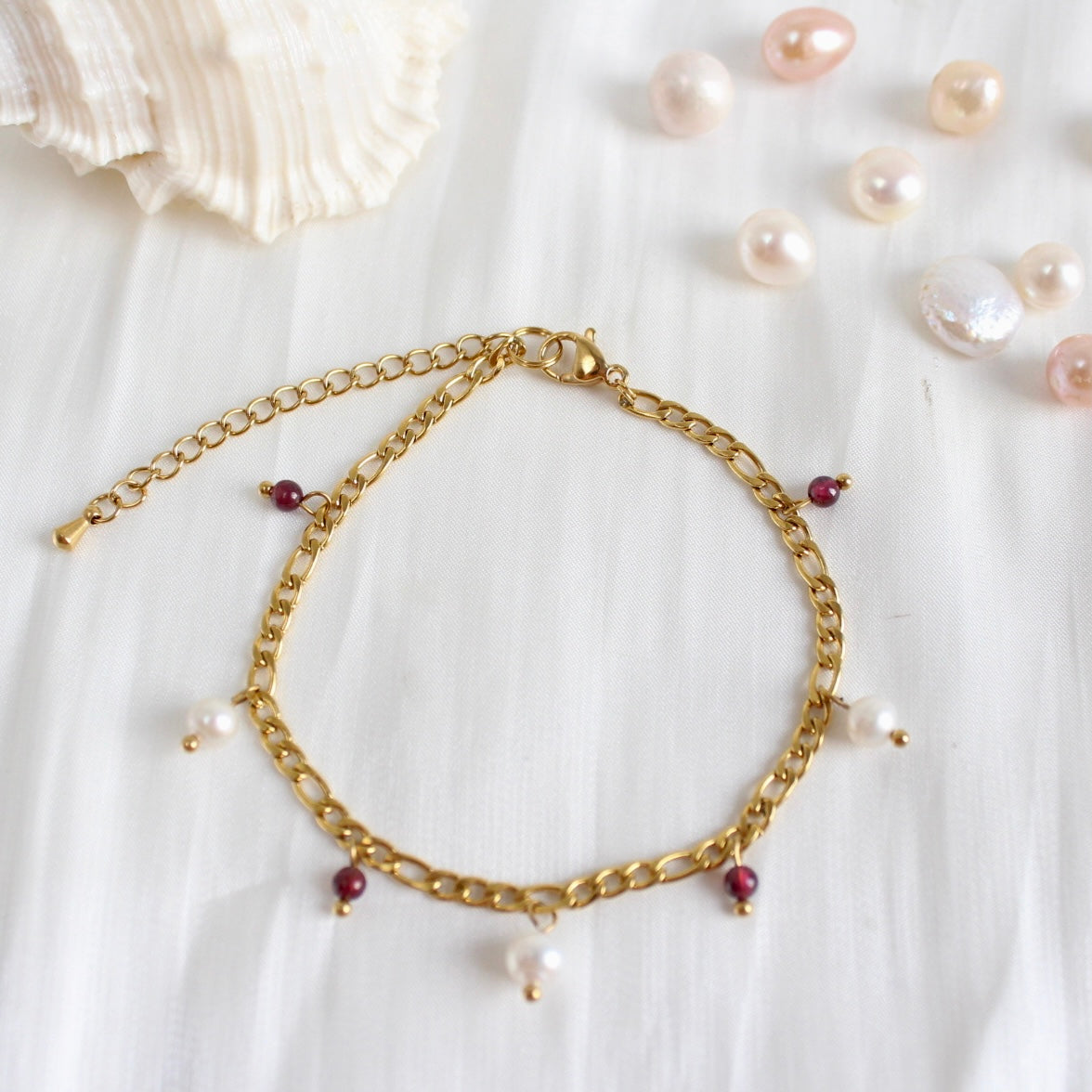 Sasha｜Violetter Granat & Perlen Armkette