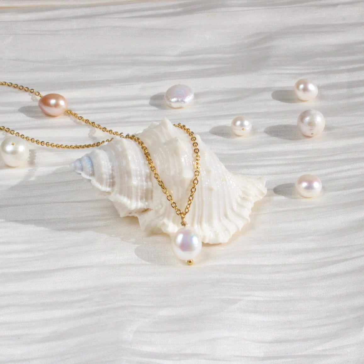 Selah | Perle baroque de caractère et perles de 5 mm