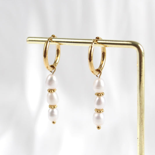 Olivia｜Klassische Creolen mit Perle