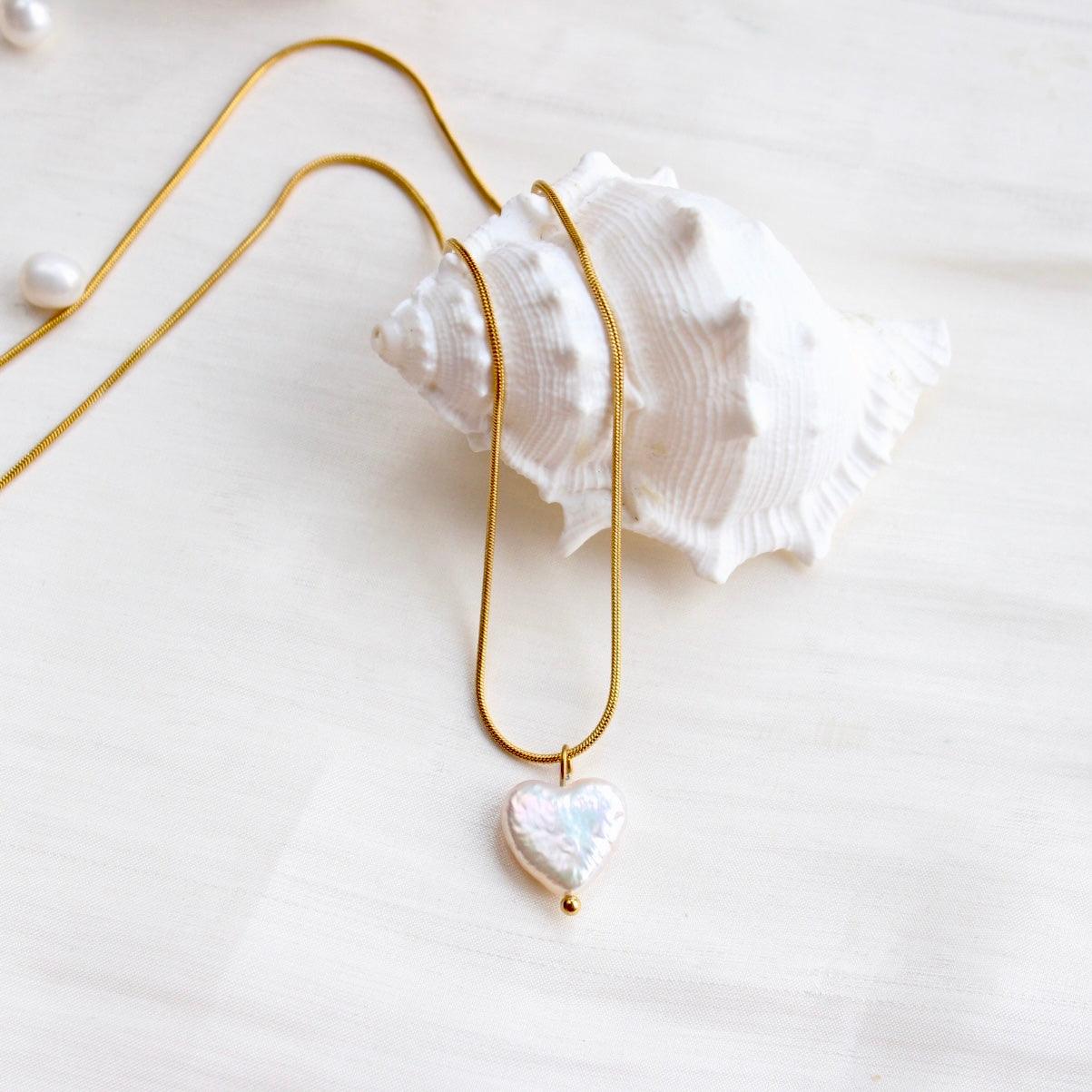 Emilia | Heart baroque pearl