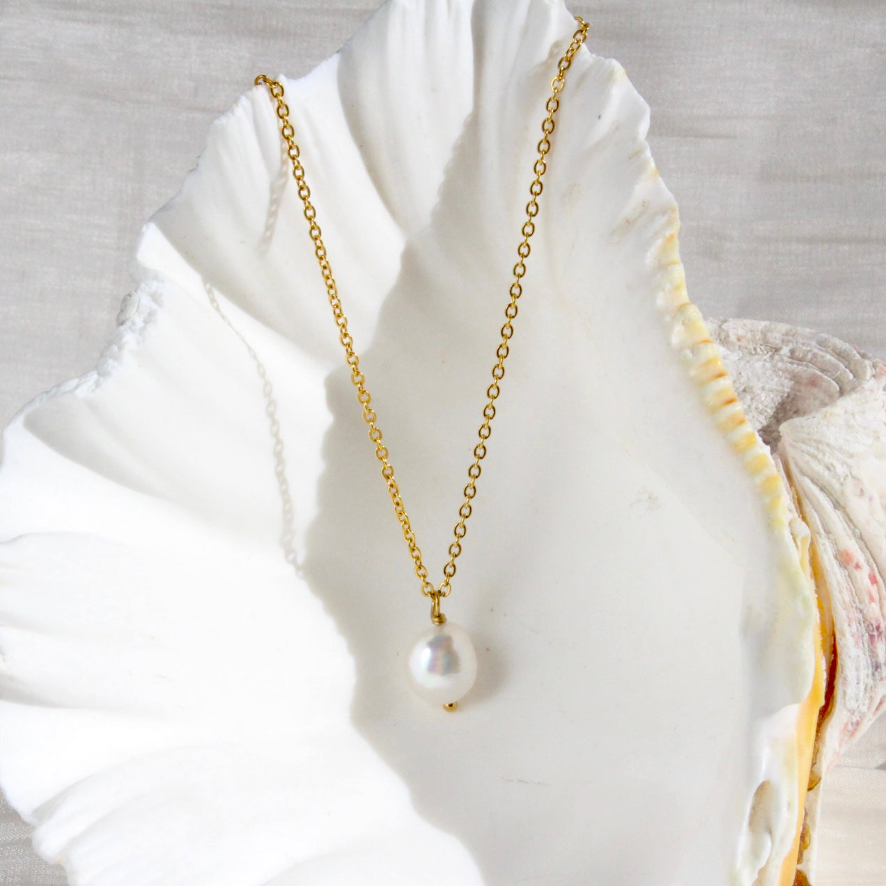 Selah | Perle baroque de caractère et perles de 5 mm