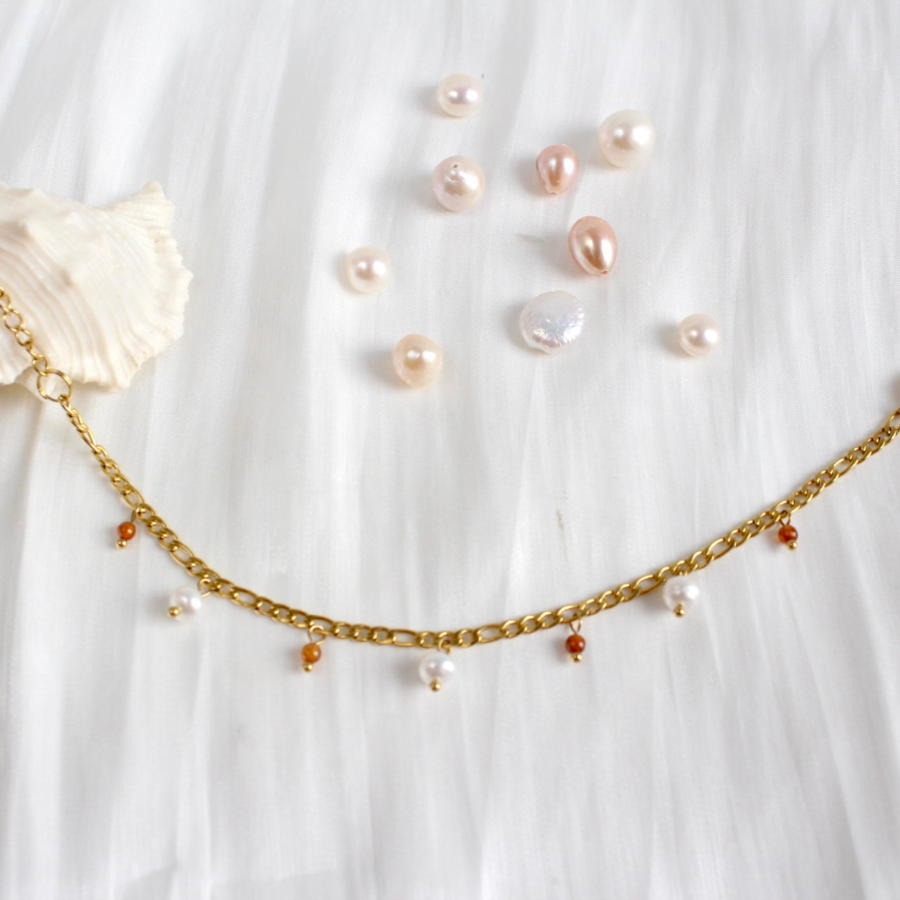 Sasha｜Oranger Granat & Perlen Armkette