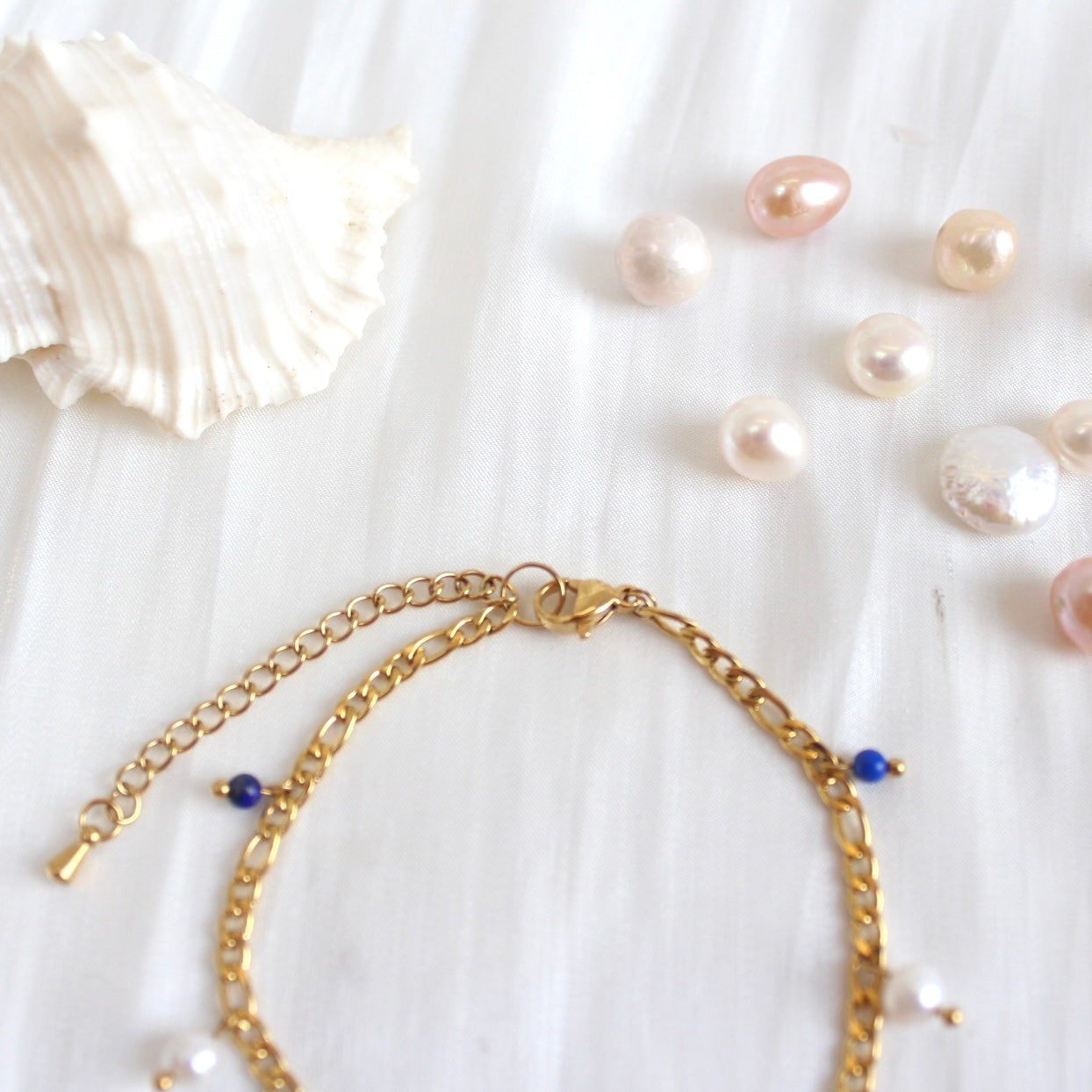 Sasha｜Lapis Lazuli & Perlen Armkette