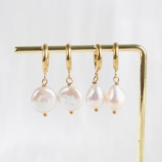 Angela｜Klassische Creolen mit Barockperle