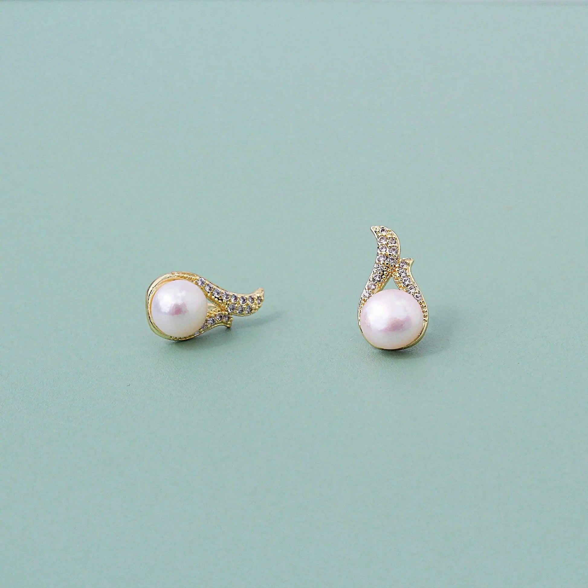 Orecchini di perle classici da donna - Italia Orecchini di perle classici da donna - Italia