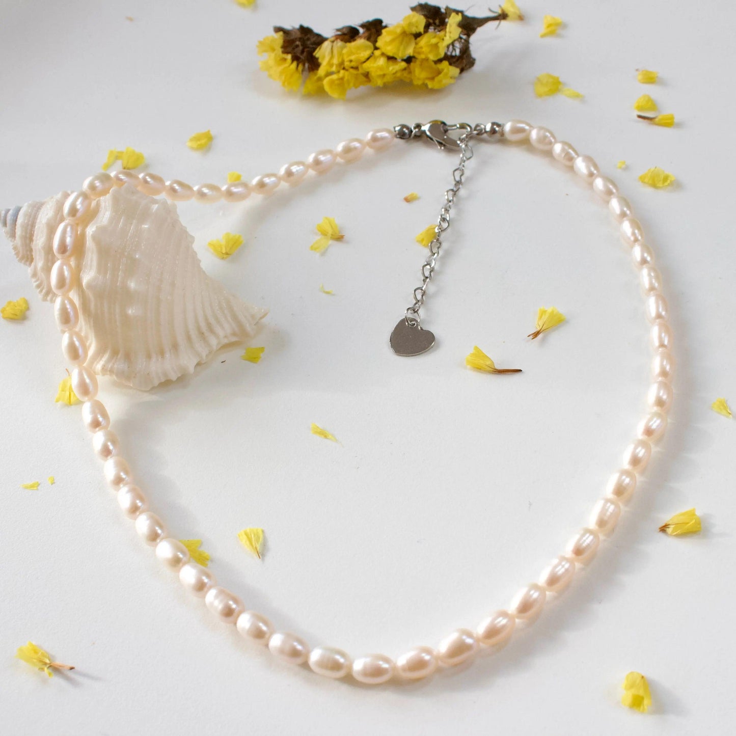 （d+f）Gracie |  Klassische Perlenkette & Silberherz Schmuck Online ¦ JK Jewelry & Accessories