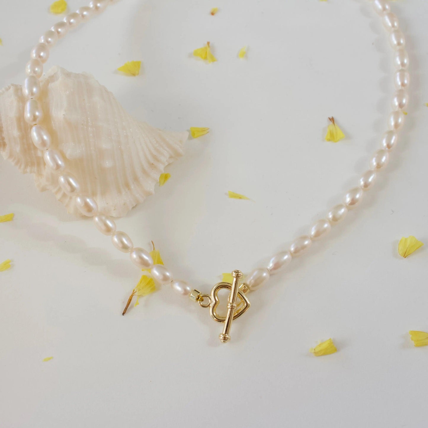 (f) Louisa | Perlenkette mit Herz Schmuck Online ¦ JK Jewelry & Accessories